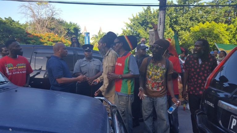 Gov’t Talks Ganja Health Harm, Health Benefits