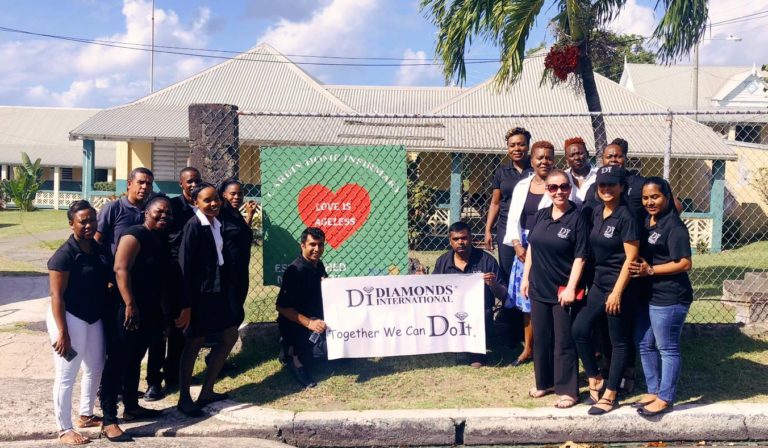 Diamonds International Donates To Nursing Home