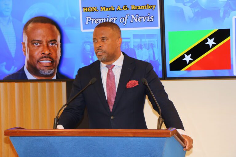 Nevis Premier Brantley publicly thanks PAHO for continued assistance